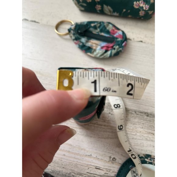 Small zippered green floral bag with matching key chain/change purse, lipstick - Picture 7 of 10